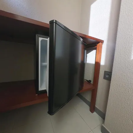 鲁斯塔纳酒店 波尔图